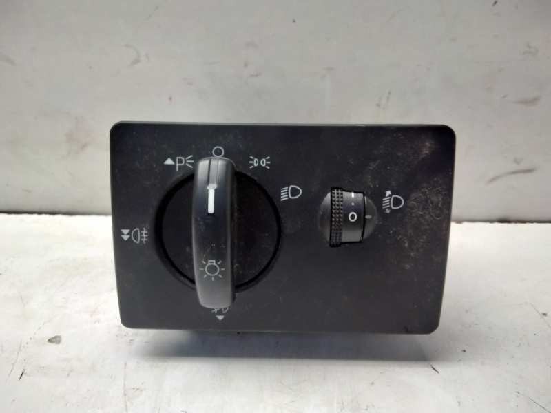 Recambio de mando luces para ford focus berlina (cap) ambiente (d) referencia OEM IAM 4M5T13A024LA  