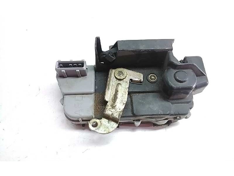 Recambio de cerradura puerta trasera derecha para peugeot 406 berlina (s1/s2) srdt referencia OEM IAM 913870  