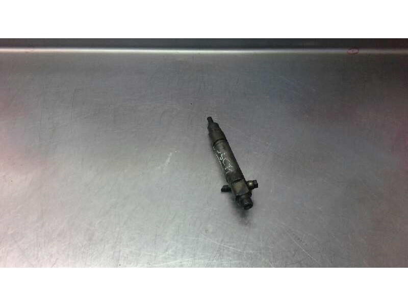 Recambio de inyector para iveco daily caja abierta / volquete referencia OEM IAM 0432193757  8926