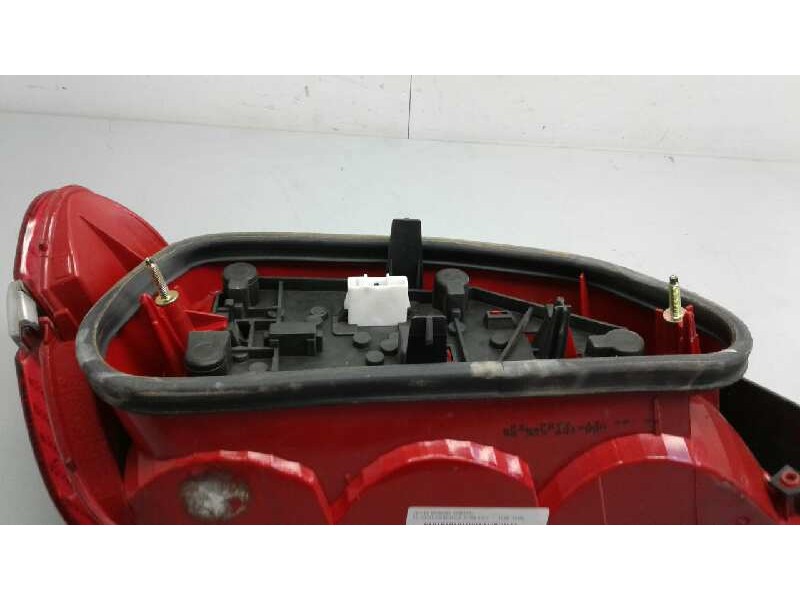 Recambio de piloto trasero derecho para peugeot 406 berlina (s1/s2) srdt referencia OEM IAM 6351E8  