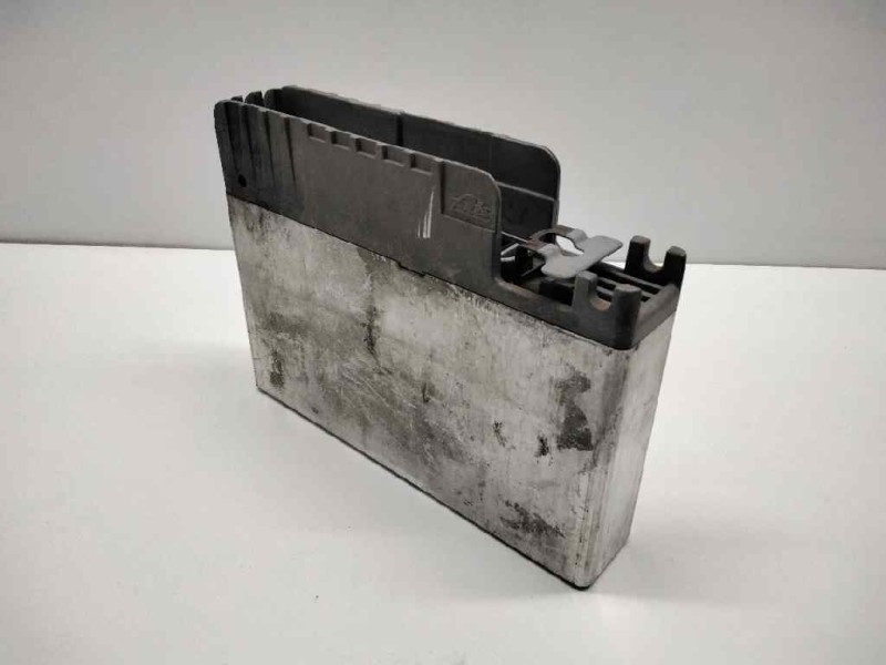 Recambio de centralita abs para ford sierra turnier referencia OEM IAM 85GG2C013AD  