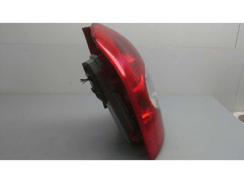 Recambio de piloto trasero izquierdo para renault clio ii fase ii (b/cb0) authentique referencia OEM IAM 8200917488  