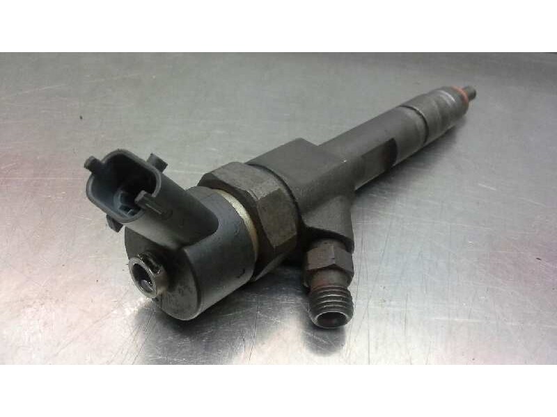Recambio de inyector para renault kangoo (f/kc0) fairway 4x4 referencia OEM IAM 0445110144  