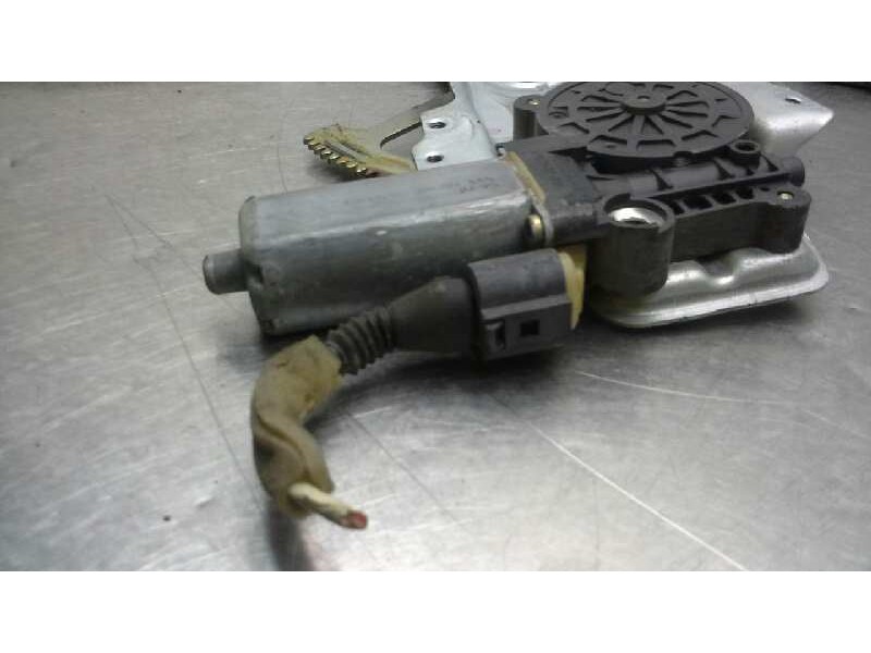 Recambio de elevalunas delantero derecho para toyota yaris (ncp1/nlp1/scp1) 1.3 cat referencia OEM IAM   