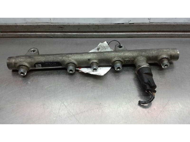 Recambio de rampa inyectora para renault kangoo (f/kc0) fairway 4x4 referencia OEM IAM 0445214015  