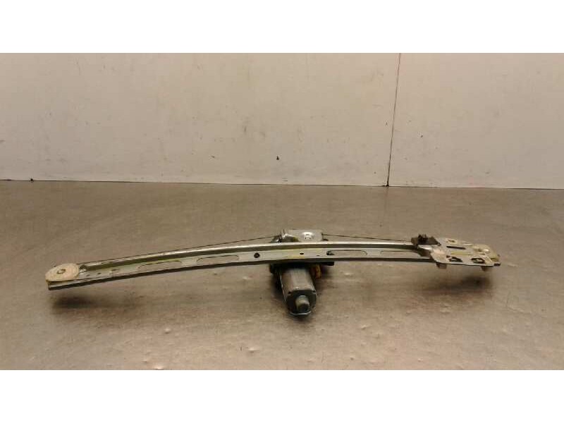 Recambio de elevalunas delantero derecho para mercedes clase a (w168) 140 (168.031) referencia OEM IAM 0130821672  