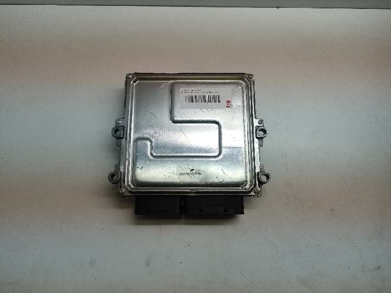 Recambio de centralita motor uce para peugeot 2008 (--.2013) 1.2 12v e-thp referencia OEM IAM HW9815023380 9832103580 