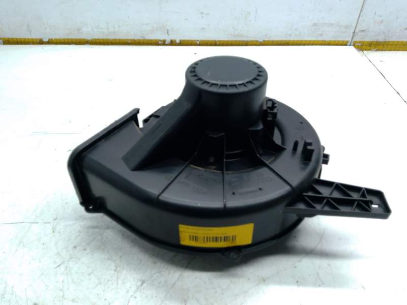Recambio de motor calefaccion para skoda fabia i (6y2) 1.4 tdi referencia OEM IAM 6Q1819015  
