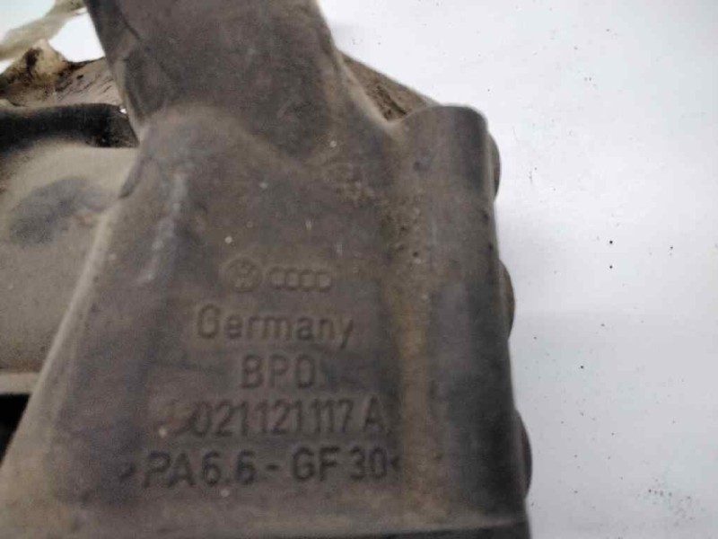 Recambio de caja termostato para volkswagen golf iii berlina (1h1) vr6 referencia OEM IAM 021121121A  