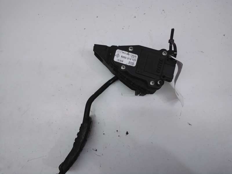 Recambio de pedal acelerador para renault mascott ka 120. 35/55 base referencia OEM IAM 8200313107  
