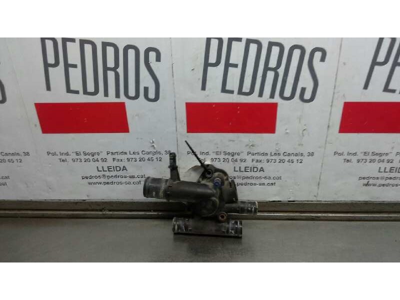 Recambio de caja termostato para opel vivaro furgón doble cab. 2.9t largo referencia OEM IAM   