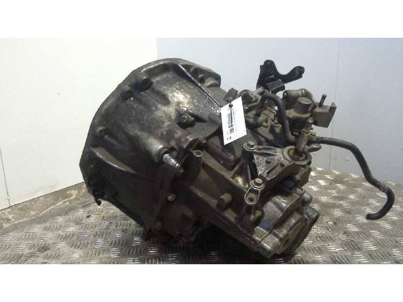 Recambio de caja cambios para nissan primera berlina (p12) 1.9 16v turbodiesel cat referencia OEM IAM ND0102  