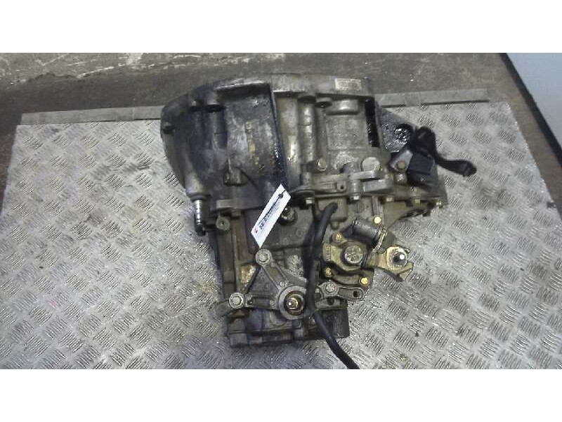 Recambio de caja cambios para nissan primera berlina (p12) 1.9 16v turbodiesel cat referencia OEM IAM ND0102  