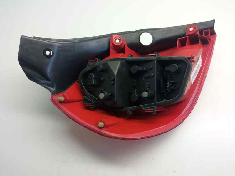 Recambio de piloto trasero derecho para renault clio iii exception referencia OEM IAM   