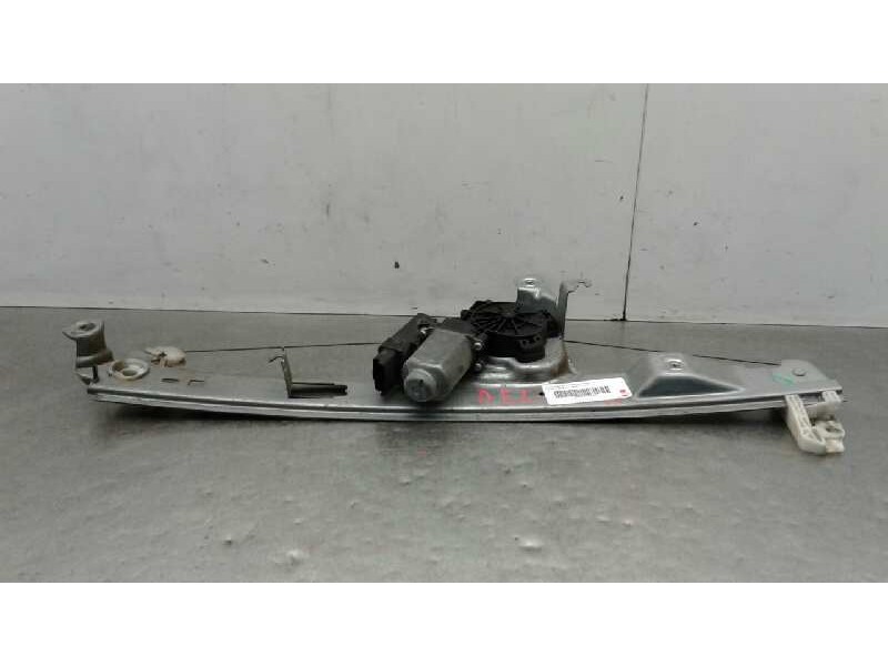 Recambio de elevalunas delantero derecho para renault scenic ii i- music referencia OEM IAM 8200646840  