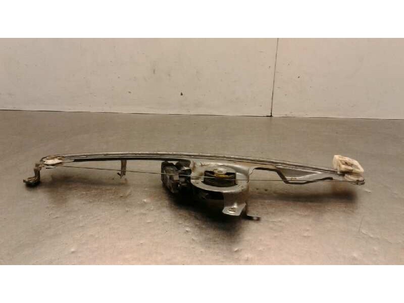 Recambio de elevalunas delantero derecho para renault scenic ii i- music referencia OEM IAM 8200646840  