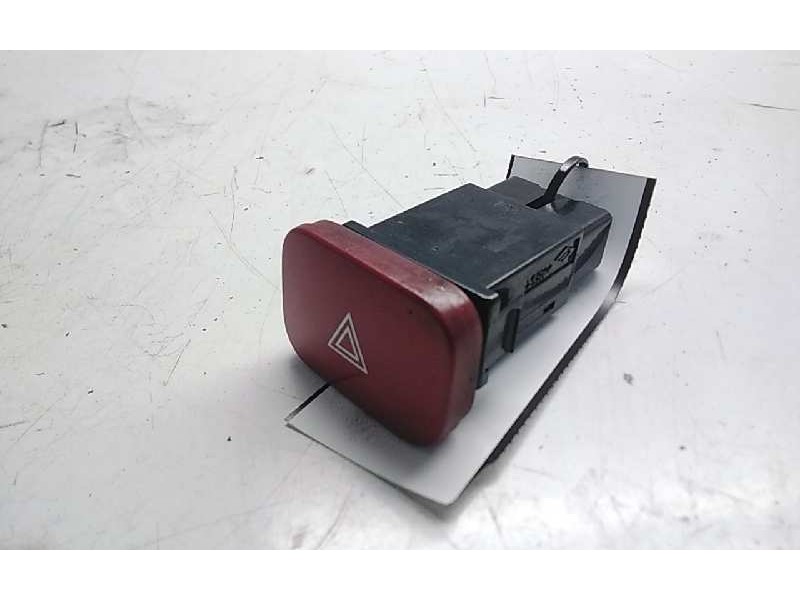 Recambio de warning para hyundai elantra (xd) 1.6 comfort (4-ptas.) referencia OEM IAM   