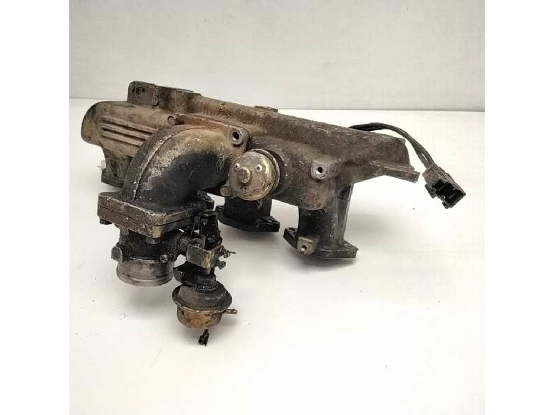 Recambio de colector admision para nissan terrano/terrano.ii (r20) 2.7 turbodiesel referencia OEM IAM   90821