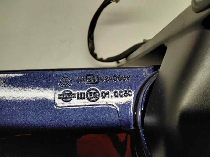 Recambio de retrovisor izquierdo para nissan terrano/terrano.ii (r20) referencia OEM IAM E9010050 AZUL 