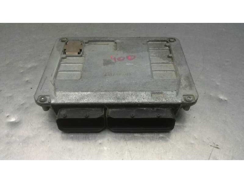 Recambio de centralita motor uce para seat ibiza (6l1) signo referencia OEM IAM 03E906033D  