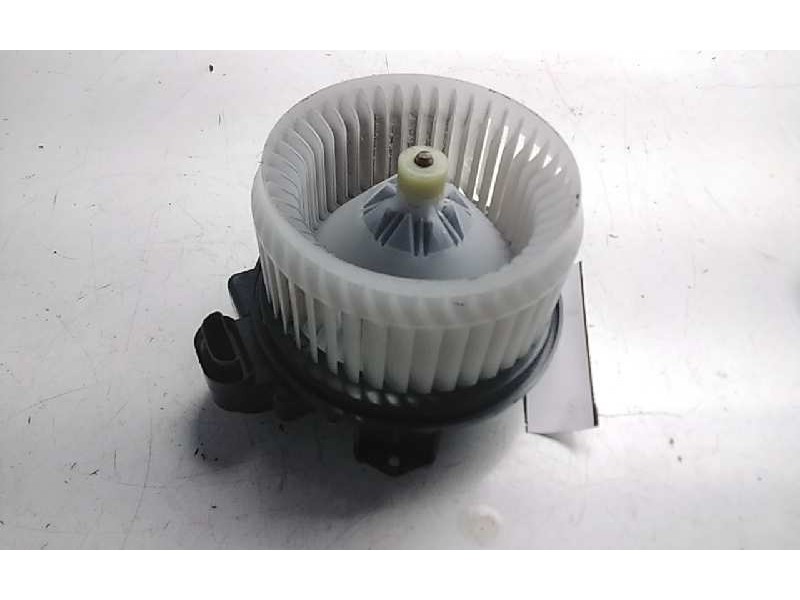 Recambio de motor calefaccion para toyota yaris hybrid feel referencia OEM IAM   