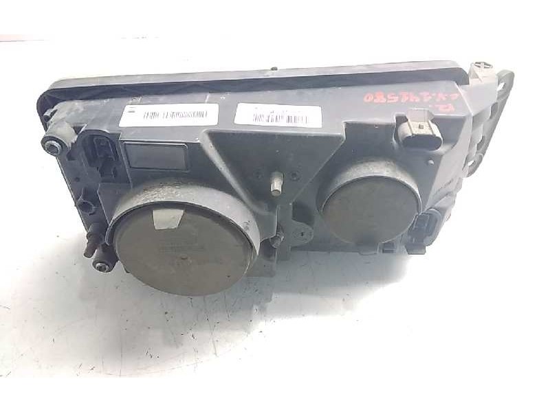 Recambio de faro izquierdo para iveco eurocargo fg 80 e tráfico urbano referencia OEM IAM 504238117  
