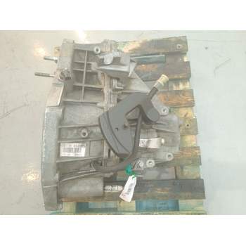 Recambio de caja cambios g para dacia duster sl audacia 4x4 referencia OEM IAM TL8B000  