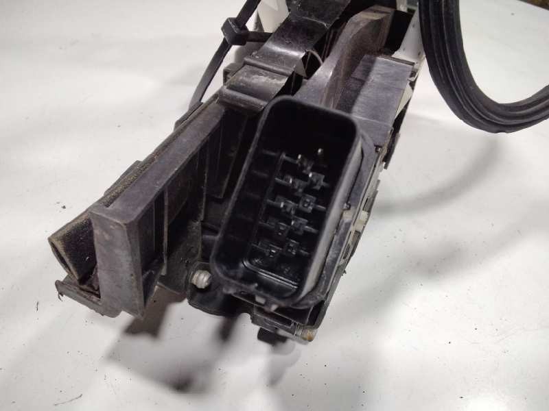 Recambio de cerradura puerta delantera derecha para ford focus berlina (cap) 1.6 tdci cat referencia OEM IAM   