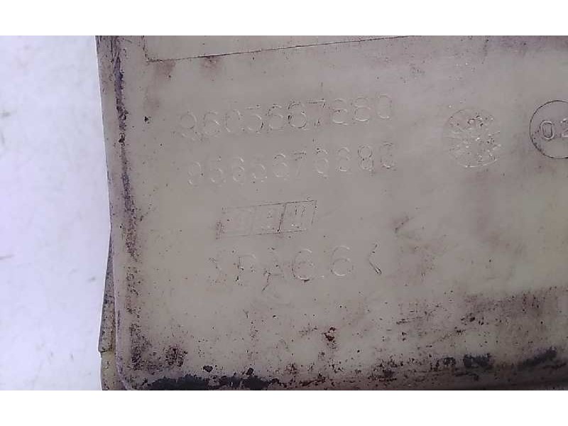 Recambio de deposito servo para citroen xsara berlina 1.6 referencia OEM IAM 9605687880  91441