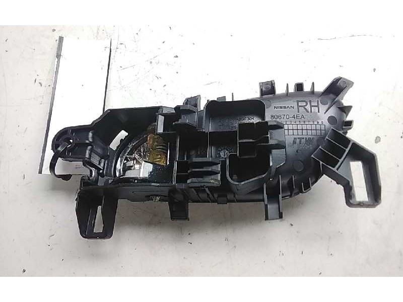 Recambio de maneta interior delantera derecha para nissan qashqai (j11) acenta referencia OEM IAM 806704EA04  