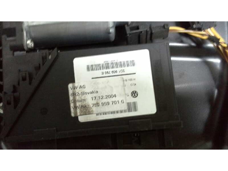 Recambio de elevalunas delantero izquierdo para volkswagen touareg (7la) tdi r5 referencia OEM IAM 7L0837461F  