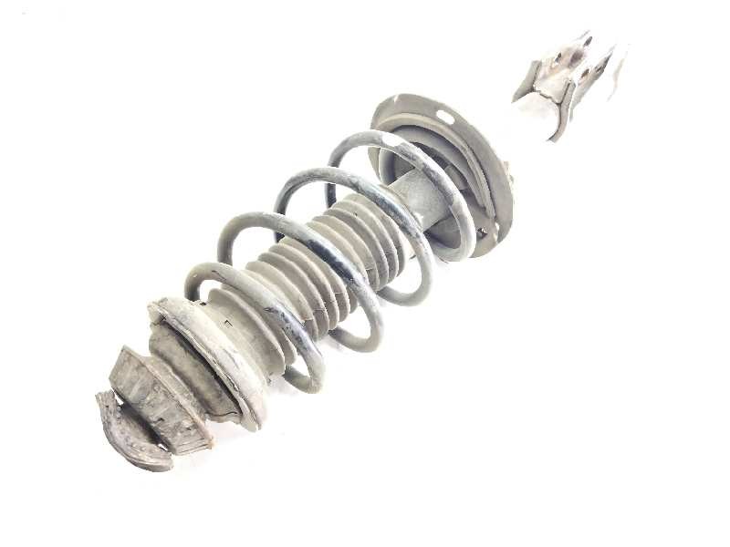 Recambio de amortiguador delantero izquierdo para toyota yaris hybrid feel referencia OEM IAM   