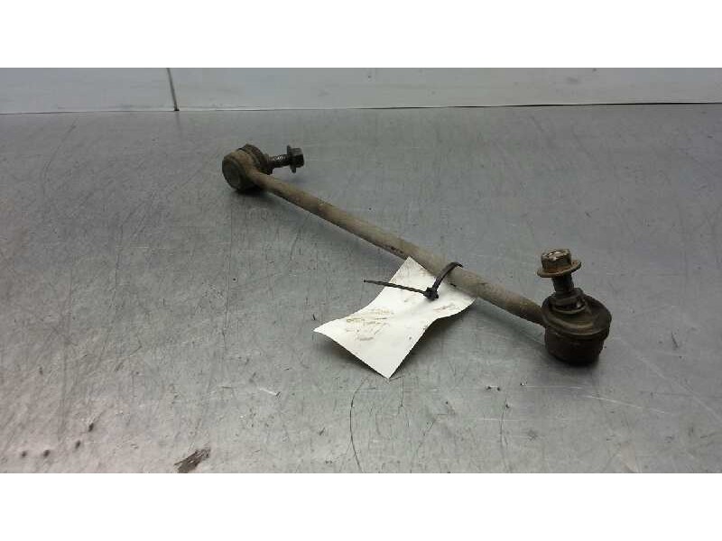 Recambio de tirante delantero derecho para kia rio 1.5 crdi ex2 referencia OEM IAM 548401G500  