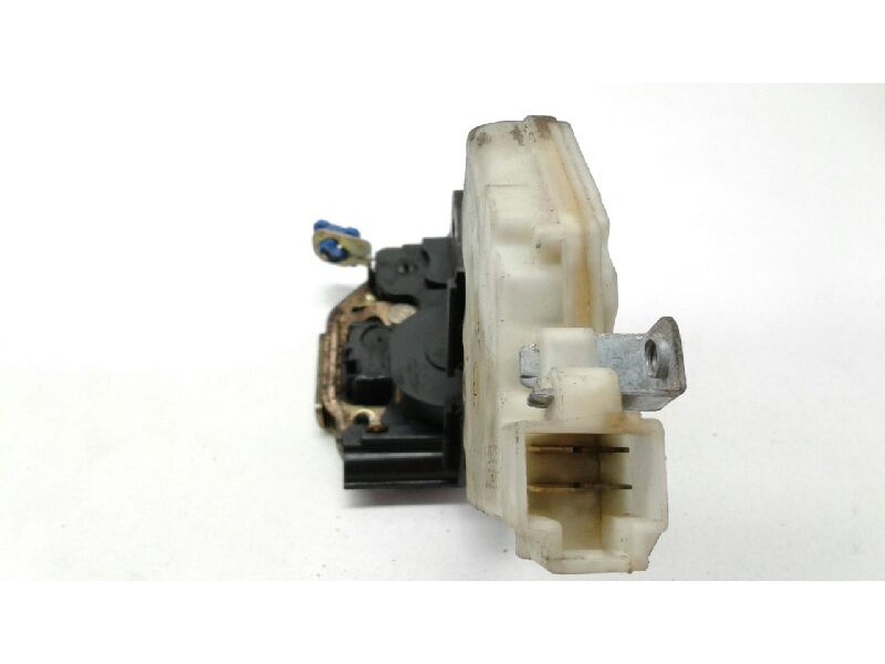 Recambio de cerradura puerta delantera derecha para nissan almera tino (v10m) básico referencia OEM IAM 80502BM660  