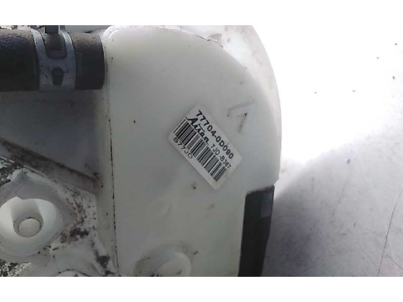 Recambio de aforador para toyota yaris hybrid feel referencia OEM IAM 777040D090  