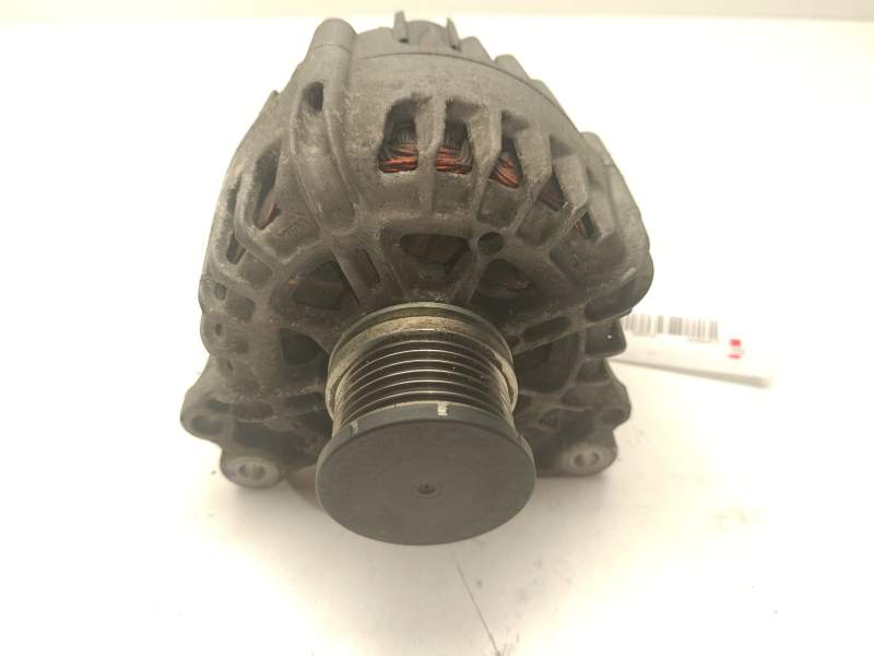 Recambio de alternador para seat leon (5f1) 2.0 tdi referencia OEM IAM 03L903023J  