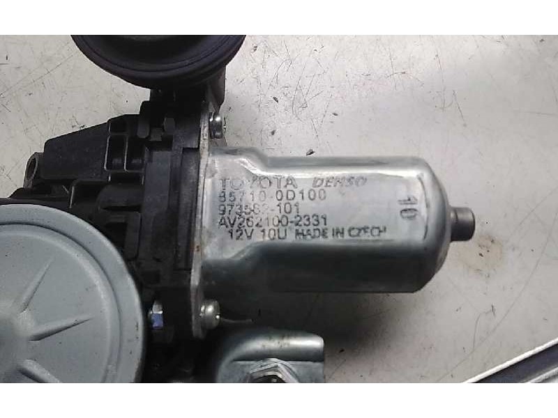 Recambio de elevalunas trasero izquierdo para toyota yaris hybrid feel referencia OEM IAM 857100D100  