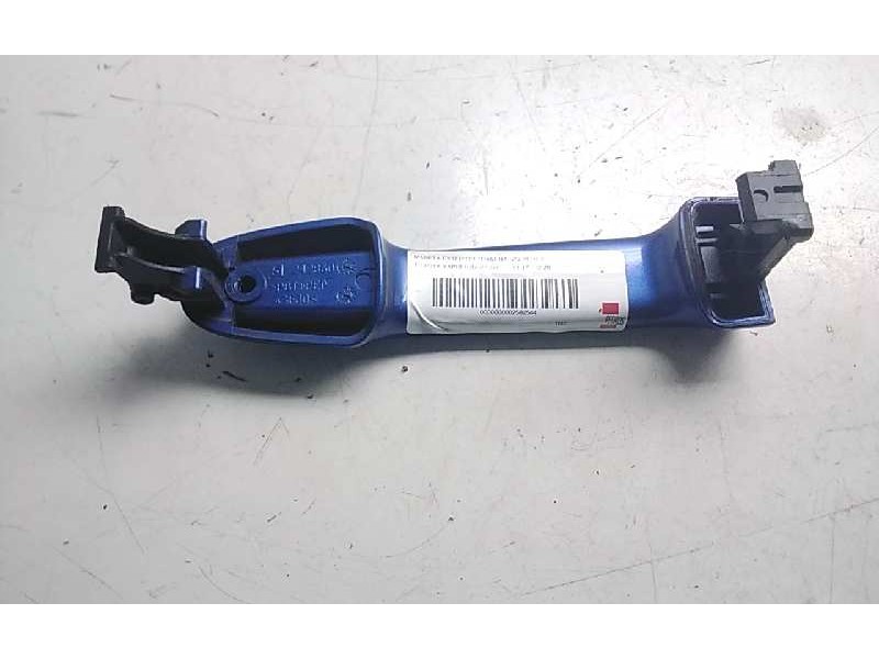 Recambio de maneta exterior trasera izquierda para toyota yaris hybrid feel referencia OEM IAM 242860  