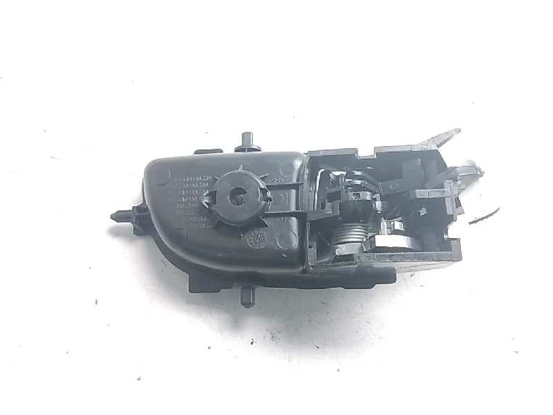 Recambio de maneta interior trasera izquierda para toyota yaris hybrid feel referencia OEM IAM 692060D450  