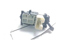 Recambio de mando elevalunas trasero izquierdo para toyota yaris hybrid feel referencia OEM IAM 8292Y77   2