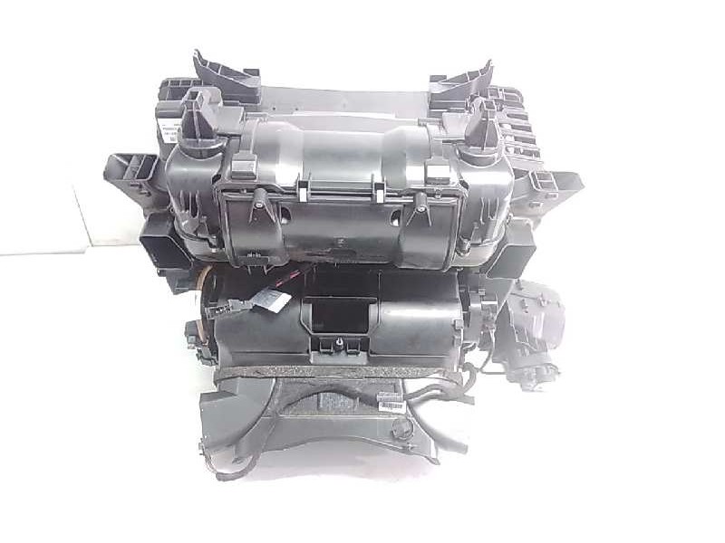 Recambio de calefaccion entera normal para bmw serie 5 touring (e61) 525d referencia OEM IAM 913498702  