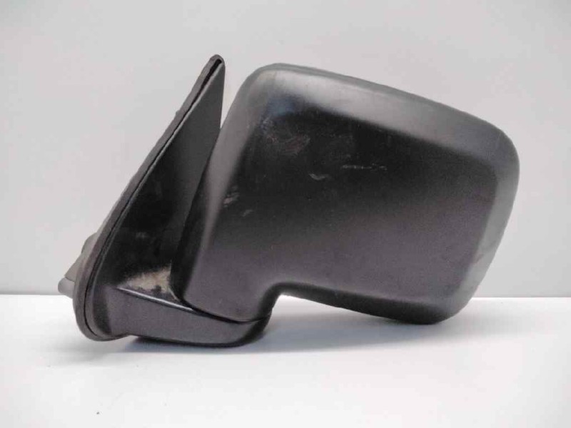 Recambio de retrovisor izquierdo para nissan terrano/terrano.ii (r20) referencia OEM IAM E9020066 NEGRO 
