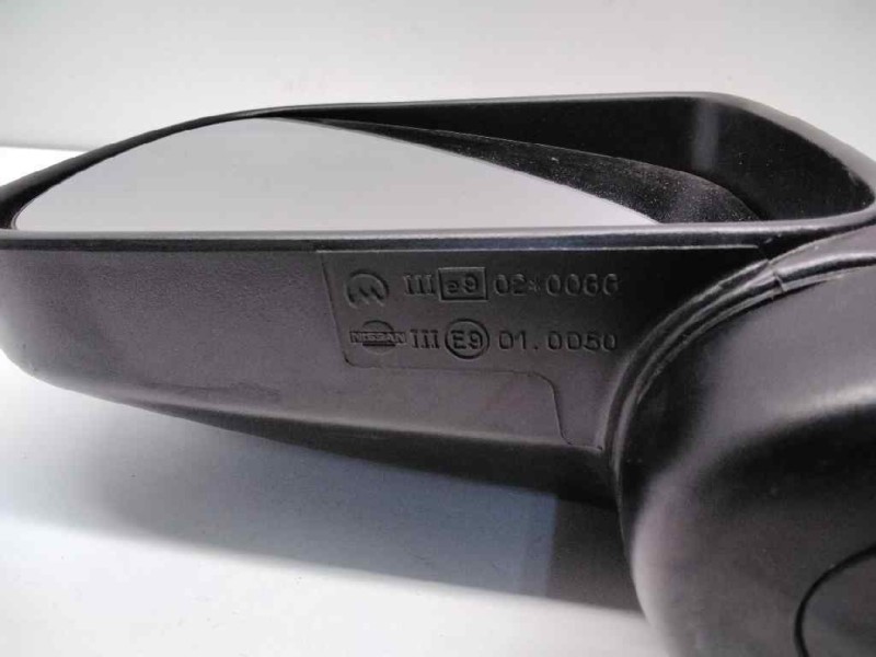 Recambio de retrovisor izquierdo para nissan terrano/terrano.ii (r20) referencia OEM IAM E9020066 NEGRO 