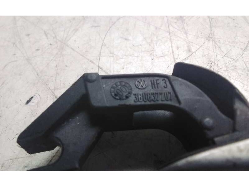 Recambio de maneta exterior trasera derecha para volkswagen passat berlina (3b2) 1.8 20v turbo referencia OEM IAM 3B0837207  