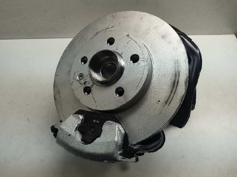 Recambio de mangueta completa delantero derecha para volkswagen polo (6c1) referencia OEM IAM 662VWA  