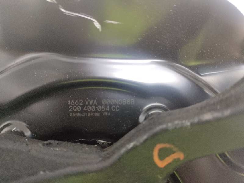 Recambio de mangueta completa delantero derecha para volkswagen polo (6c1) referencia OEM IAM 662VWA  