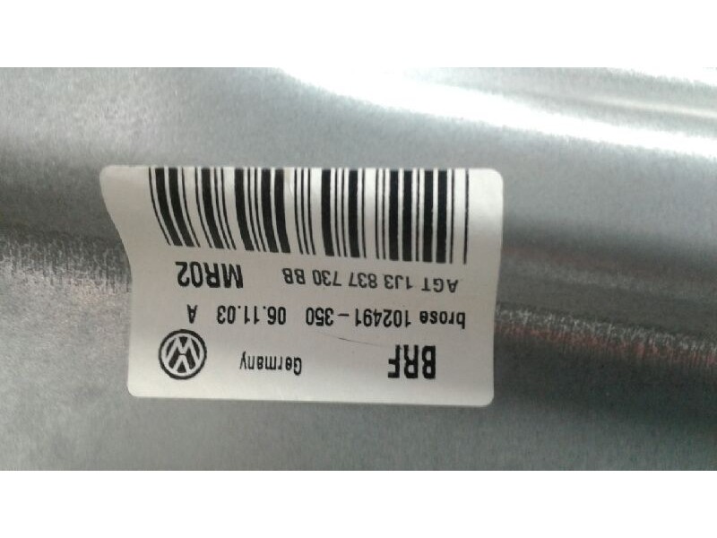 Recambio de elevalunas delantero derecho para volkswagen golf iv berlina (1j1) conceptline referencia OEM IAM 1J3837462H  