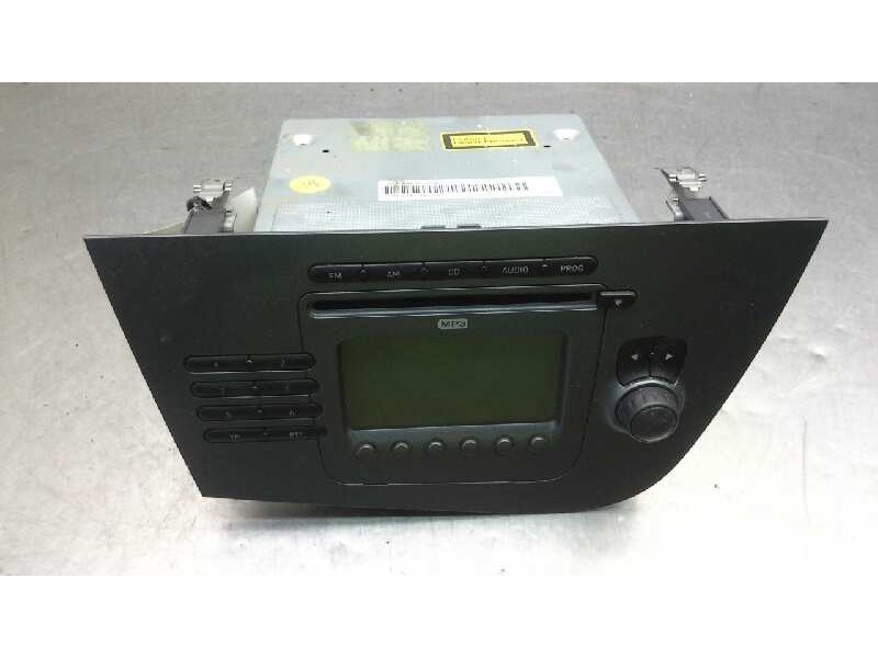 Recambio de sistema audio / radio cd para seat leon (1p1) reference referencia OEM IAM W01P1035186  