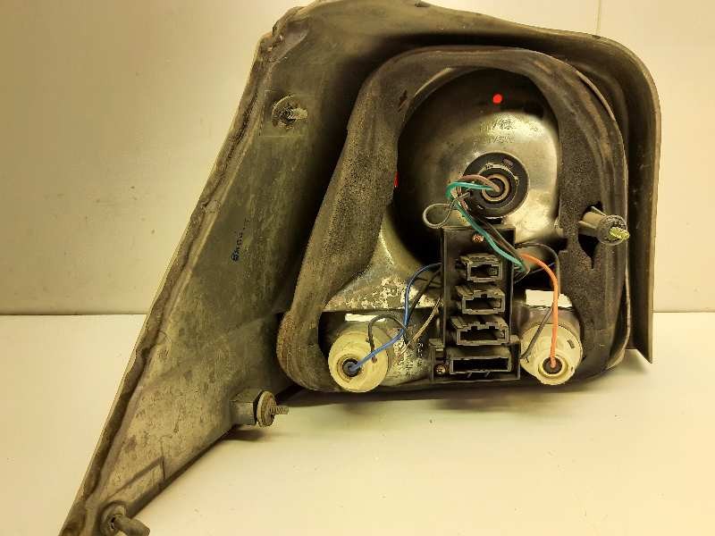 Recambio de piloto trasero derecho para volkswagen golf iv berlina (1j1) conceptline referencia OEM IAM 1J6945096R  