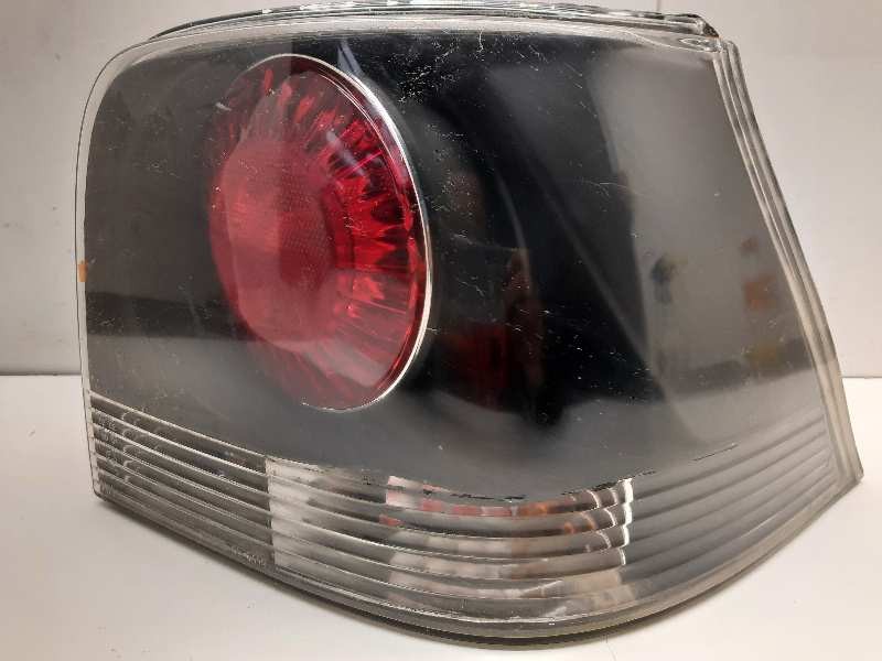 Recambio de piloto trasero derecho para volkswagen golf iv berlina (1j1) conceptline referencia OEM IAM 1J6945096R  